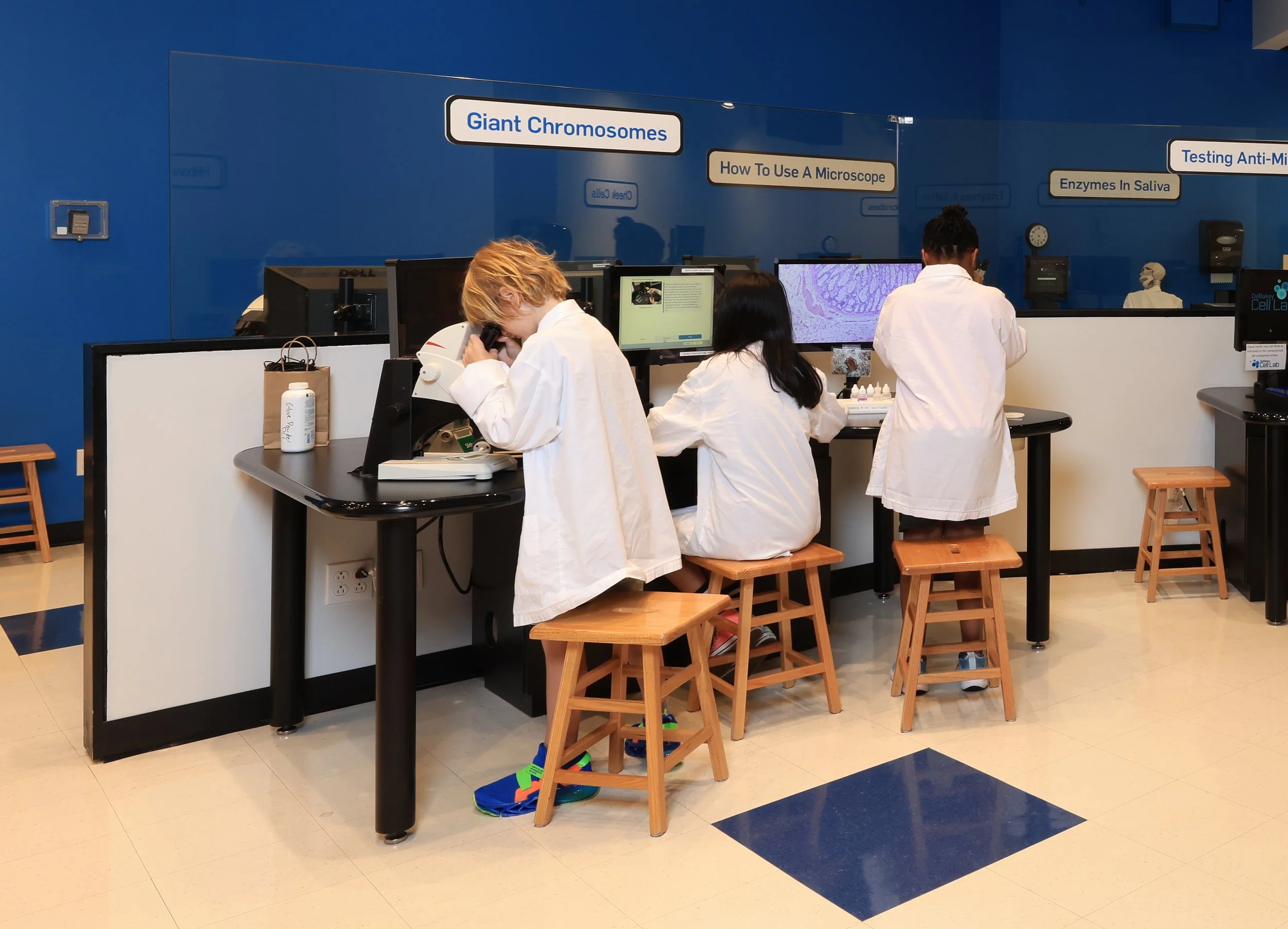  Opening on June 15, 2024, The Health Museum will debut the U.S. premiere of MindWorks, a hands-on, bodies-on psychology exhibition on loan from the Ontario Science Centre.  MindWorks brings ideas like decision-making, memory, and emotions to life through playful, interactive exhibits based on cognitive psychology. MindWorks will encourage visitors to step into their own mind and explore how they think, feel, and react in a playful and exciting new way. Researched, designed, and fabricated by the Ontario Science Centre, MindWorks lets visitors explore and learn through a fully immersive experience – from writing a song with building blocks to understanding personality traits. Visitors can try their negotiation skills to play the world’s largest Pac-Man game and engage in critical thinking as they squeeze through unusual shapes and explore consciousness with help from a humanoid robot.  In this age of technology and instant communications, MindWorks is designed to keep visitors in the moment. Through carefully crafted reflection questions, the exhibition asks visitors to step back and look at thought processes they take for granted. Whether they’re comparing risks and rewards, pondering their dreams, or creating a digital painting, visitors will discover the remarkable power of their minds.  The exhibition will be in Houston through September 29, 2024 and admission is included in the general admission ticket for The Health Museum. It is designed to be a conversation starter for visitors of all ages on topics such as understanding perception, making choices, and exploring emotions. To continue the discussion, The Health Museum will offer activities, demonstrations and special speakers that expand on different themes featured in the MindWorks exhibition. 